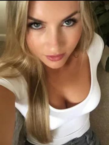 Лена Студентка Массажистка фото 3